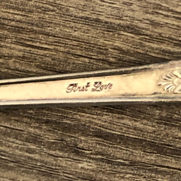 Vtg Wm Rogers Silver Flatware Spoon - Picture 10 of 11